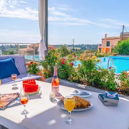 Vilă Casa Bella Karavádhos